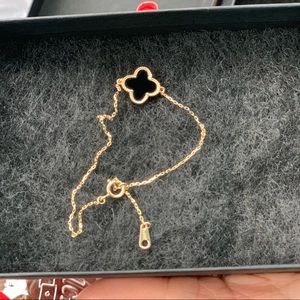 Alexa and Tori 14kt quatrefoil adjustable bracelet
